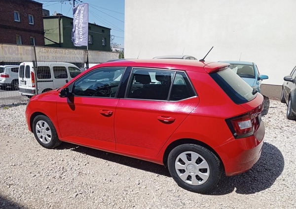 Skoda Fabia cena 35800 przebieg: 76000, rok produkcji 2015 z Nowogród Bobrzański małe 232
